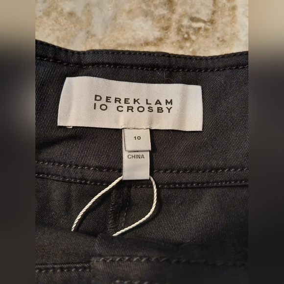 Derek Lam Monterey Belted Shorts - Picture 2 of 9